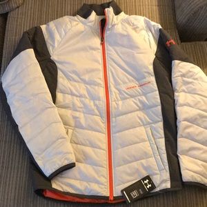 Under Armour Men’s Large Coldgear coat